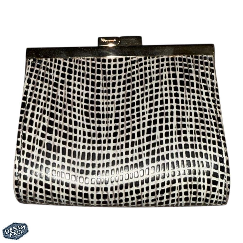 Salvatore Ferragamo Vintage Snap Frame Coin Wallet – Black & White Grid Pattern - Picture 2 of 12